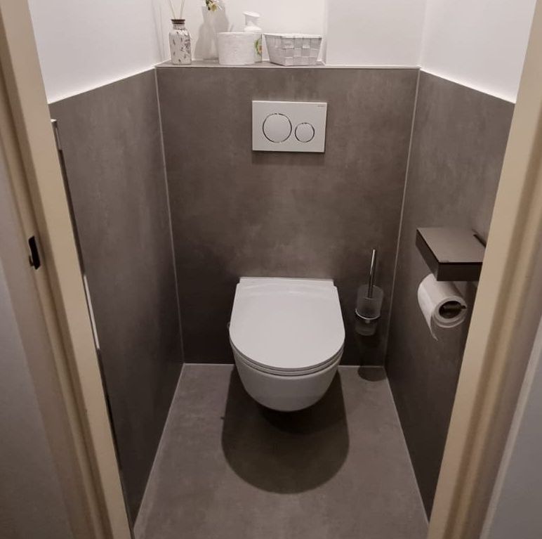 WC – grau